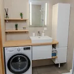 Modern Niidu 아파트 *