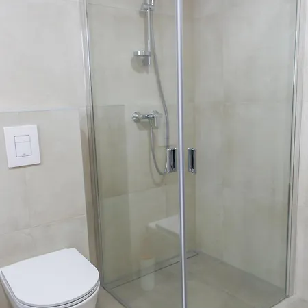 דירה Modern Niidu