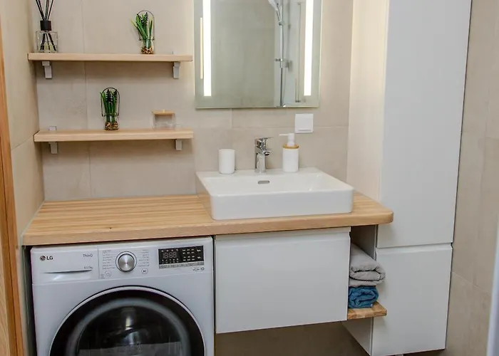 Modern Niidu Apartment *